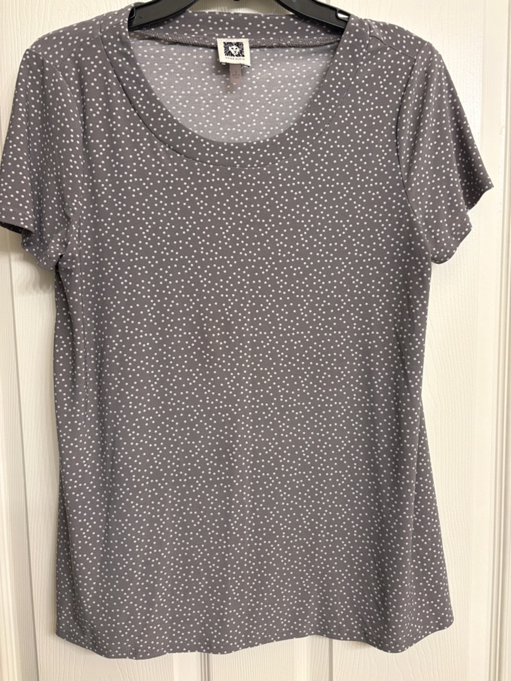 Anne Klein Gray Polka Dot Scoop Neck Tee